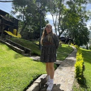 Meet your Posher, Alison